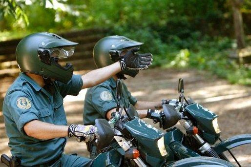 guardiacivil's tweet photo. Si ves a alguien maltratar a su mascota no lo dudes, denuncia en #062. El que no sepa cuidarla, que no la tenga http://t.co/NHqnPPeIIb