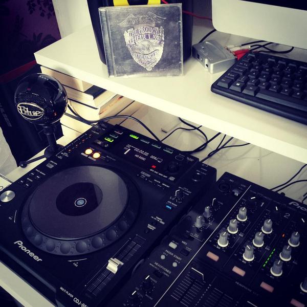 billyruttsmusic's tweet photo. Can't wait to record #finaldestination002 presented on @AfterhoursFM! Who's joining us again?! #TranceFamily #Trance http://t.co/M2UaxMnABi