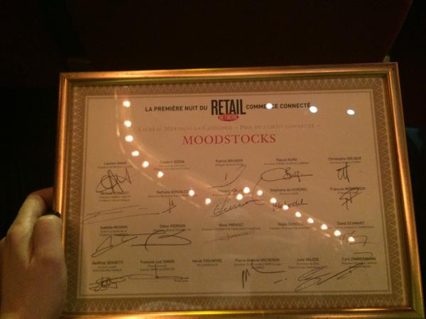 > Prix du client connecté :  1/ <a href="/Moodstocks/">Moodstocks</a> avec <a href="/Overlay_FR/">Overlay</a> #lanuitducommerceconnecte #RetailNetWork #NuitDuRetail