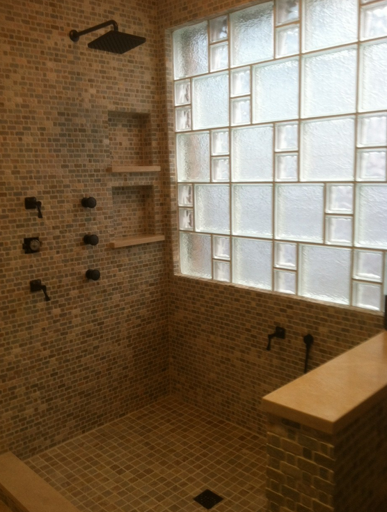 DesigningRVA's tweet image. #rva #glassblockwindows 
Check out this take on glass block shower window!  Cool