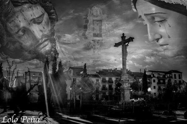 lolo30610's tweet photo. favores y misericordia coronada @FavoresHdad http://t.co/r5TIMCQAJb