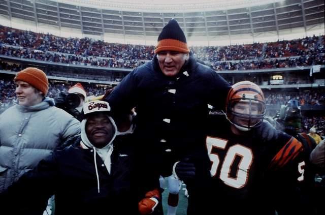 Happy 81st birthday to Forrest Gregg, head coach of the from 1980-1983  