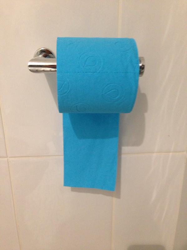 AmyRStudio's tweet photo. Denim fabric agent with indigo toilet paper #itsallinthedetails http://t.co/Js7Pk49OHt