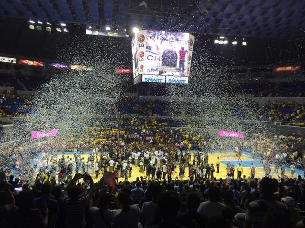wthqueen_'s tweet photo. Congrats NU! ππππππππ #NUWallBreakers #ProudNationalian http://t.co/WCs1UJ0UCB