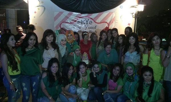 Lucrojakarta's tweet photo. B'day bash Mrs.Riny Yusuf all success in the future..thanks for celebrate @Lucrojakarta @ekadeli @bibetbakudapa http://t.co/2EYzlwIREG