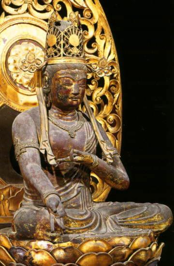 京都・東寺/金剛宝菩薩(839年)】木造漆箔、一部乾漆。高さ93cm。国宝