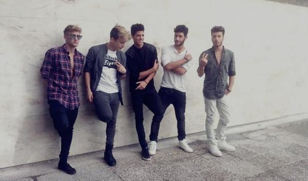 bego_6531's tweet photo. No me canso de escuchar #Saturdayl'mInLove .Me encanta
#MiVoto40Auryn http://t.co/ikoZG70MUO