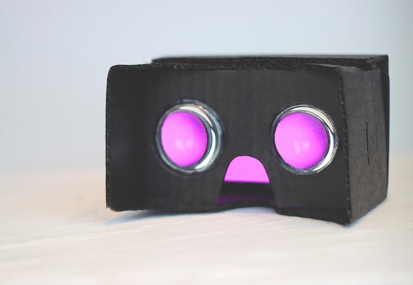 vrboxes's tweet image. hello twitter this is my first tweet!
check out vrboxes.com virtual reality headsets made of cardboard!