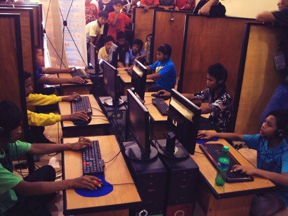 MbokDastri's tweet photo. Terimakasih rekan fans yg telah mendukung.. surabaya http://t.co/EXyjraBbzs