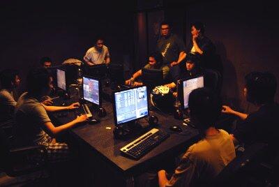 MbokDastri's tweet photo. Terimakasih semua fans dan rekan2 .. calviner network... http://t.co/OSV83150Cn
