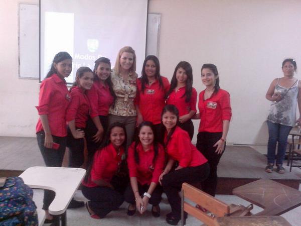 yanelyvc's tweet photo. @FabiolaGuerrer0 http://t.co/8BSx4B3wvW