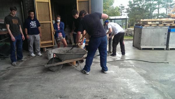 CarletonGNCTR's tweet photo. We had a great time mixing concrete on this beautiful fall day! http://t.co/ROgXV6tbWC