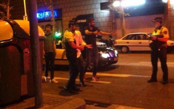 puticlubfarsa's tweet photo. El ejemplo de los niños http://t.co/jZnJ97Fln8