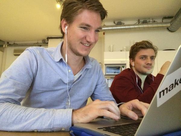 MakerLabNL's tweet photo. Our moderation team is ready to facilitate the interactivity during the first #SLL2014 webinar @SanomaLearning http://t.co/HaOcJ9JKys