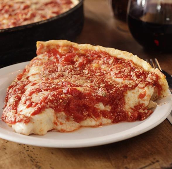 ChicagoDish's tweet photo. We’re craving a slice of @LouMalnatis deep dish pizza on this gloomy Chicago day #XAPIZZAMONTH #chicagodish #regram http://t.co/mMLjuJ3rpa