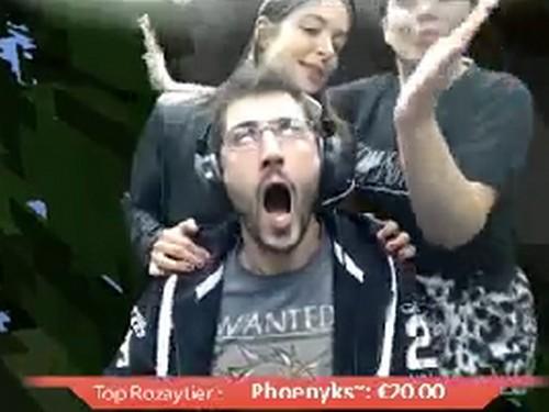 Brandcraft06's tweet photo. @MrElvilia tranquille xD @GamingRoomTV #KillTheViewers #Boobies http://t.co/JX1tr93Nfw