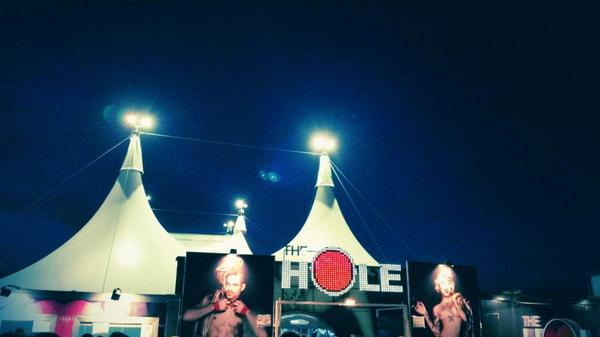 carmel_oh's tweet photo. Let the show begin! http://t.co/UPmAOYw24b