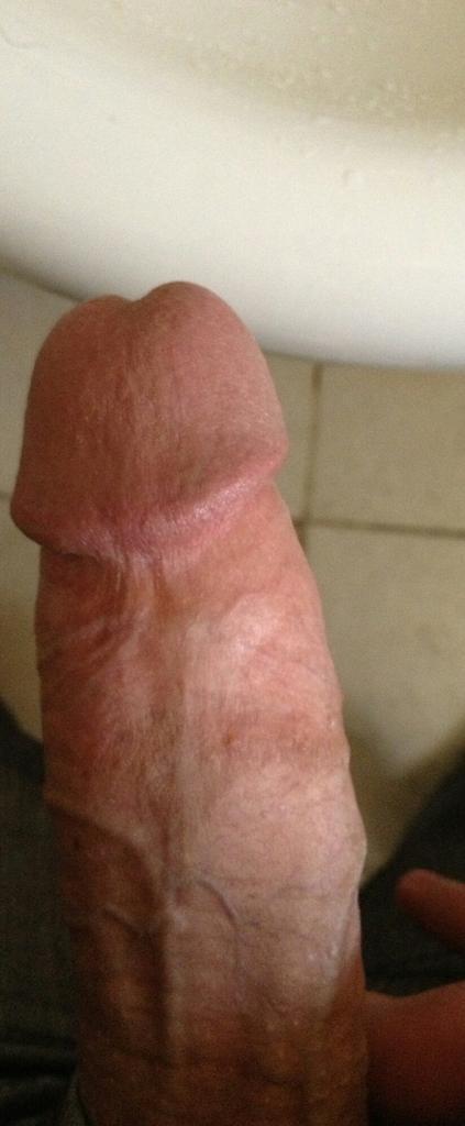 aedll68's tweet photo. http://t.co/KBbW4YxVUBمين
 عايز انيك امه كم كده