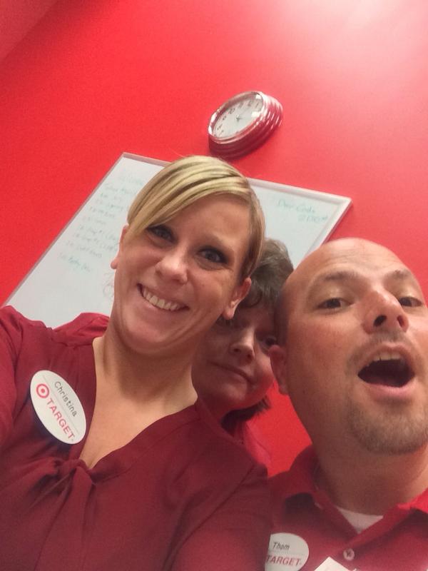 Senior Team Lead Meeting. Thanks <a href="/TAMoceri/">Thom Moceri</a>! <a href="/pennycallis/">Penny Callis</a> #bestteaminretail #d427