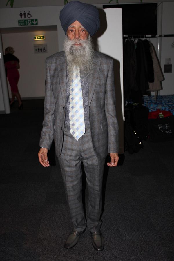 Entouraaj.com (@entouraaj) on Twitter photo Most #Stylish at last week's <a href="/ACricketAwards/">Asian Cricket Awards</a> featuring <a href="/FaujaSinghJi/">Fauja Singh</a>: buff.ly/1sHveuZ #menstyle @SinghStStyle Most #Stylish at last week's <a href="/ACricketAwards/">Asian Cricket Awards</a> featuring <a href="/FaujaSinghJi/">Fauja Singh</a>: buff.ly/1sHveuZ #menstyle @SinghStStyle