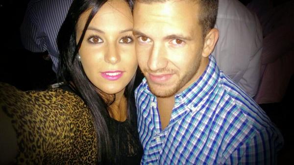 FanniParra's tweet photo. Solo te necesito a ti para tenerlo todo, te quiero fei http://t.co/GxYWzeVAE1
