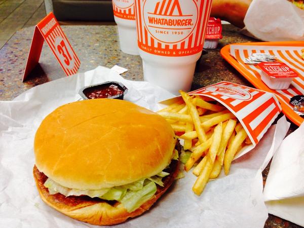 alejandrorc25's tweet photo. @Whataburger is the real bae 😍 http://t.co/MqdiqBGqDO