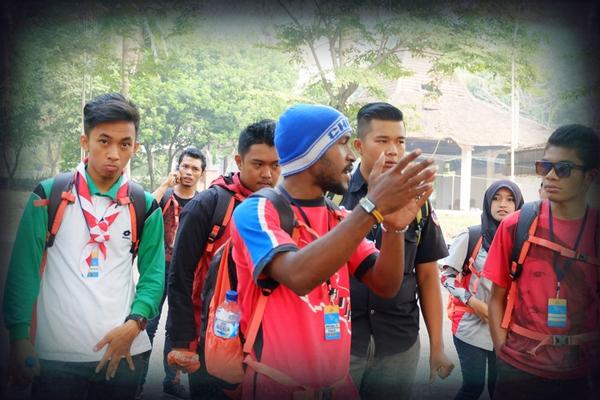 LangitBiruPict's tweet photo. Pace memimpin ^_^ #KPDKNas14 #PramukaAksi @DK_Nasional @DKD_PAPUA @dkdpapuabarat @dkd_sulteng @dkd_dki @DeKaDe_NTT http://t.co/dzM9qqKJnO