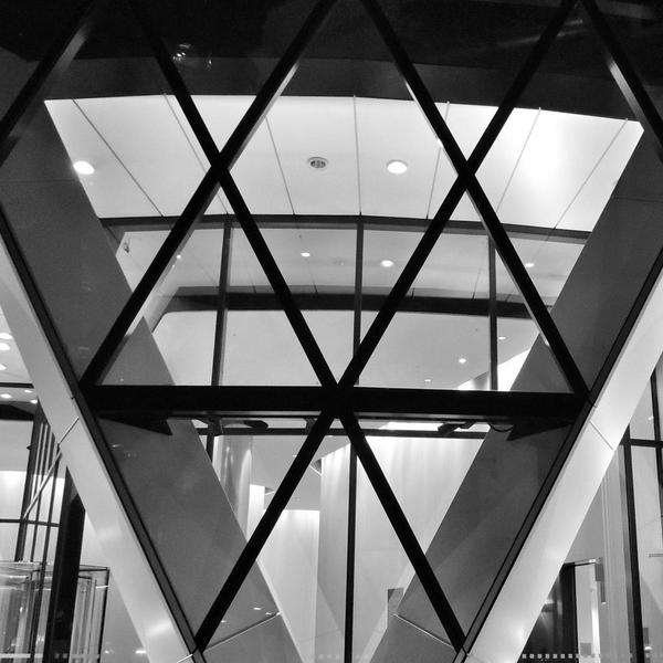 cimiyah's tweet image. A little piece of @LondonGherkin #architecture #ArchitectureTomorrow #london  #archiporn #blackandwhitephotography