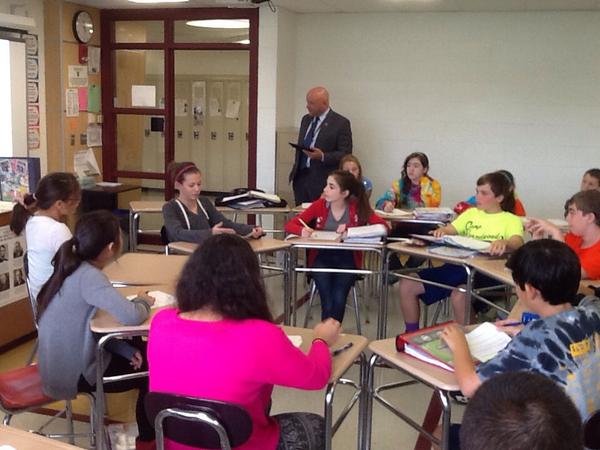 dellingeramsb's tweet photo. Superintendent Dumais observed several seventh grade classes at AMSB today! #AmityReg5 http://t.co/LdmAjMl4xd