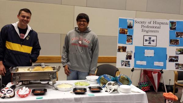 SunkenSHPE's tweet photo. Come join us at the Harvest Festival! #wehavetacos http://t.co/8C3MWbsmqt