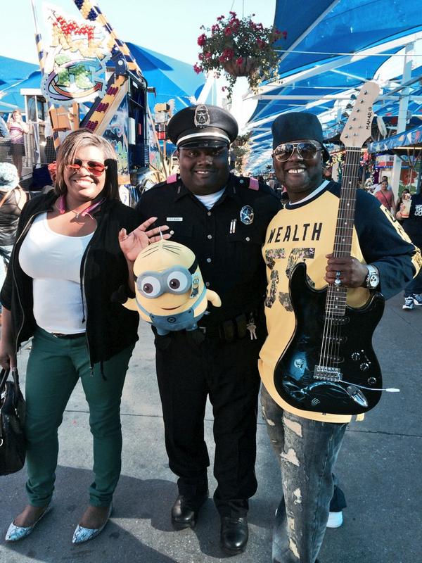 DallasPD's tweet photo. .@StateFairOfTX adults #Win on Wednesdays too! @DPDBlack #DPDBigTex http://t.co/XsDEBtOwHa