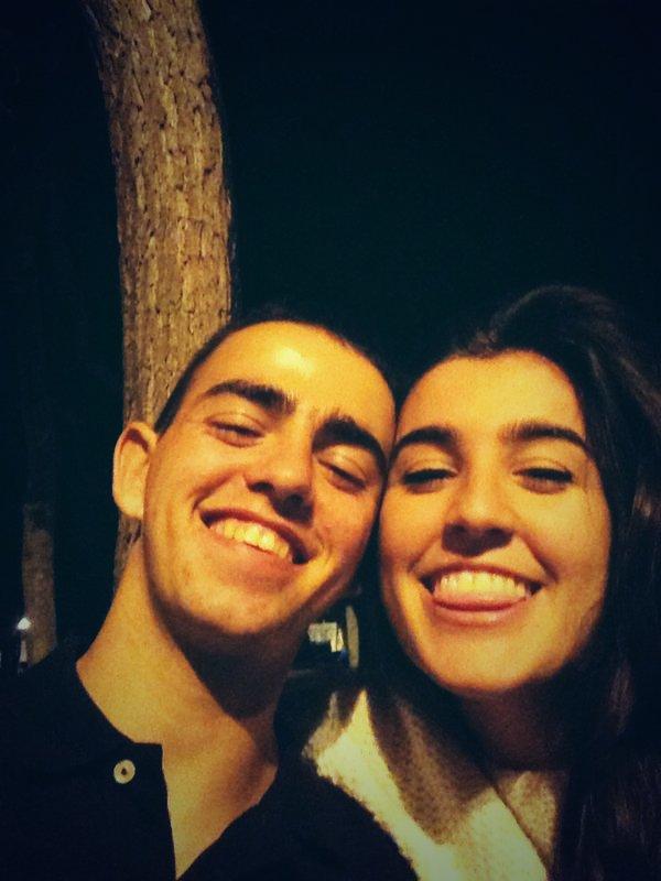 curroqm's tweet photo. si la distancia hace el olvido,cómo te siento aqui conmigo!!2 años y cada dia esto es mas grande. http://t.co/XJaNjMoHky
