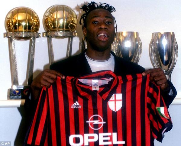 90sfootball's tweet photo. Taribo West signing for AC Milan in 1999. He went on to play 4 games for the club before signing for Derby County. http://t.co/M1hE2lFCc4