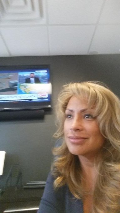 Yup#no#make up# ouchhhhh ;)))) http://t.co/BQO9kw4Z1q<a href="/tag/sophyavergara"class="tags"><span>#sophyavergara</span></a><a href="/tag/colombiancrush"class="tags"><span>#colombiancrush</span></a><a href="/tag/superbowlbeau"class="tags"><span>#superbowlbeau</span></a>