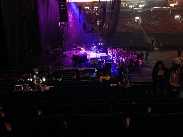 EmseyDaisy's tweet photo. Extreme side view but I'm SO EXCITED #bastilleTO http://t.co/ydYeyyWB7a