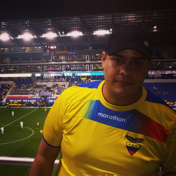 luisfervargas34's tweet photo. Ecuador vs el salvador http://t.co/nQCLIiamKA