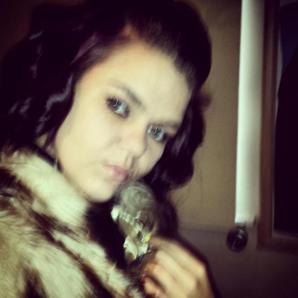 MsGemz's tweet photo. Love My Fur Cape..

#TCD #Birmingham #UK #selfshot #selfie #faux #fur #cold #weather #loveyourself http://t.co/madEHU1HwM
