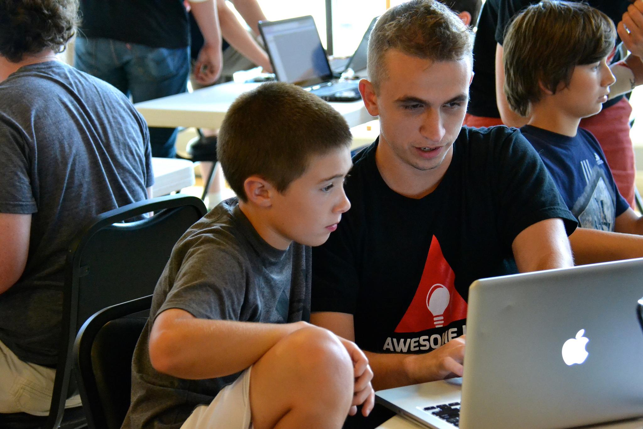 Embedded image permalink