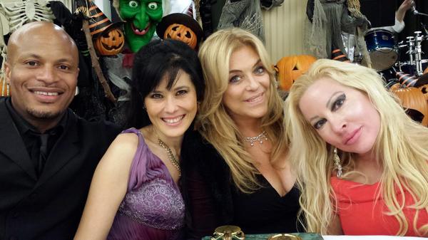 DileeInc's tweet image. Congrats 2 @LydiaCornell Lifetime Achievement in film Mon night w/ #CoCreator @ErinJMorgart &amp;amp; #castmate @IsaacTaylor2