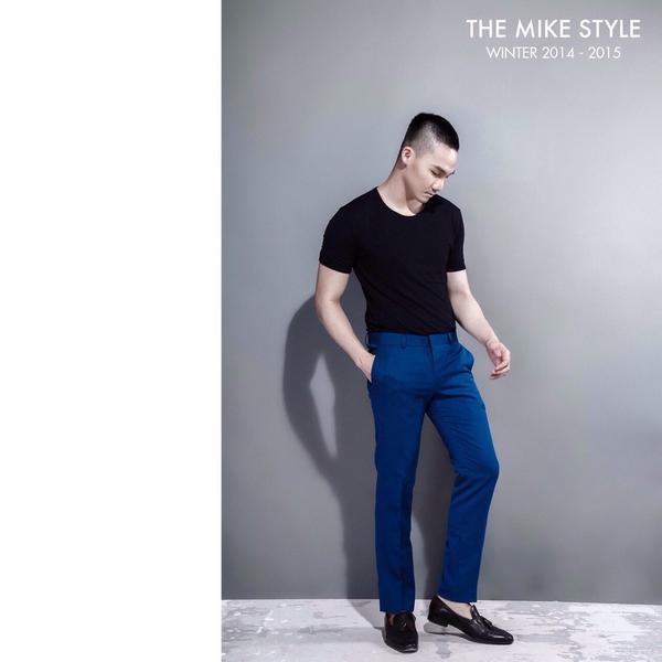 themikestyle's tweet photo. Again... 

Cobalt Blue Pants &amp; Black Basic Tee. 

Do u wanna go down the street with this Outfit? 

#ootd #simplicity http://t.co/NpSgzYtAly