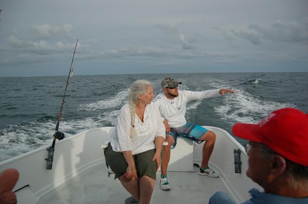 thmalcolm's tweet photo. Always sharing/teaching/preaching #offfshore #obx #lovemymom http://t.co/ZN9heSxe0N