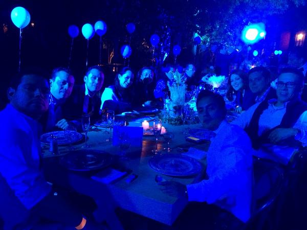 fabiangc80's tweet photo. #Prm2014 el equipo #onegoal con todo en la dinner in blue http://t.co/yRA2qhbDWu