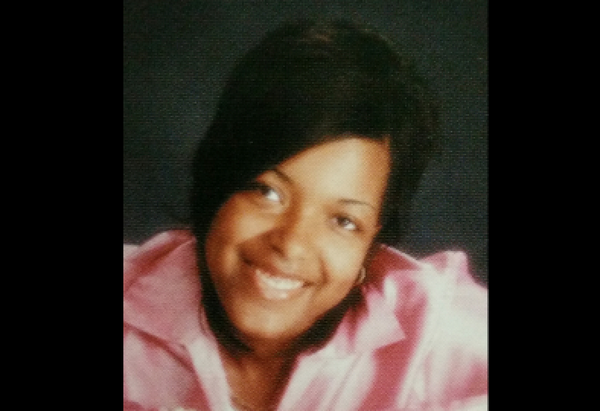 cnni's tweet image. #CDC director says that the nurse infected with #Ebola should never have flown to Texas: cnn.it/1qsaNhf