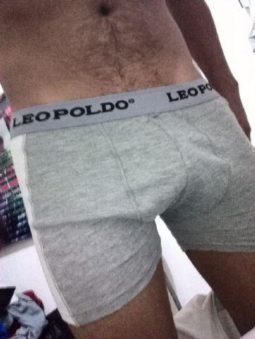 PutazosBBM's tweet photo. Calzoncillos del pulguero ☹ JAJAJA que asco da ese JeseHernandez vivas pasa fotos de su micro chile pin:7F42B009 http://t.co/KJGNFMNX5t