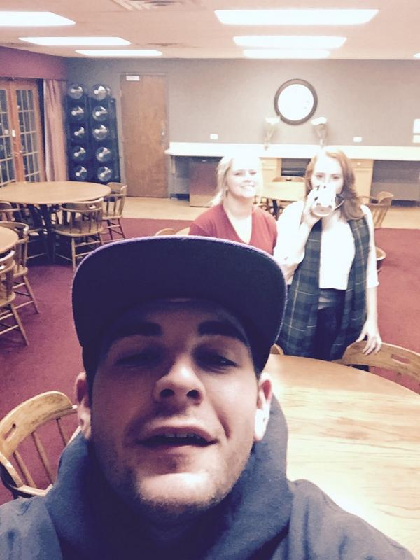 Dbess26's tweet photo. #TakeASelPhi #KOHwmu2014 #LambdaChiAlpha @AlphaPhiWMU http://t.co/V0nGcNMOXn