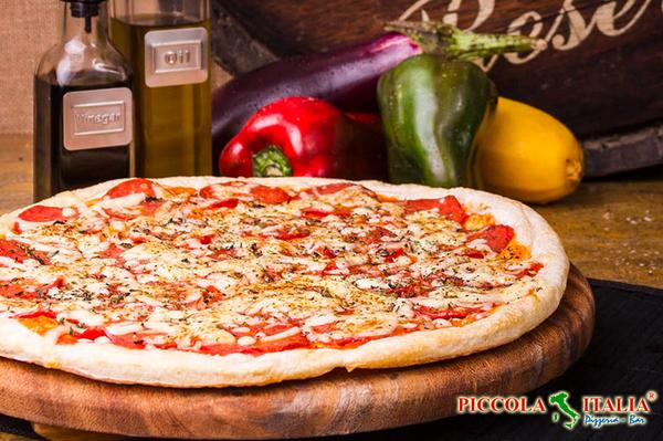 PiccolaiItalia's tweet photo. ¡Buen día!
Para hoy jueves #Picolla express tiene para ti, pizza personal de salame por solo $9.900 pesos;) http://t.co/mimswE20hp