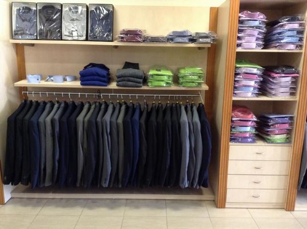 CSNFiestas's tweet photo. Miguel Carreguí, 20 años de experiencia en moda de hombre para acertar en cada evento. http://t.co/9K8M1gpsmt http://t.co/X42wommJO9