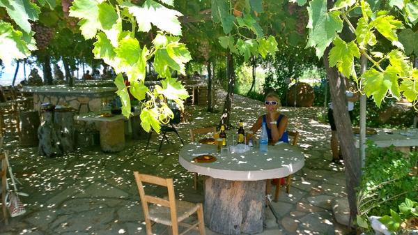 KCPhotographyEU's tweet photo. Fancy a #Keo #beer and great food at #Viklari #TheLastCastle #Akamos near #Peyia #Cyprus http://t.co/WpyPwRUeiE