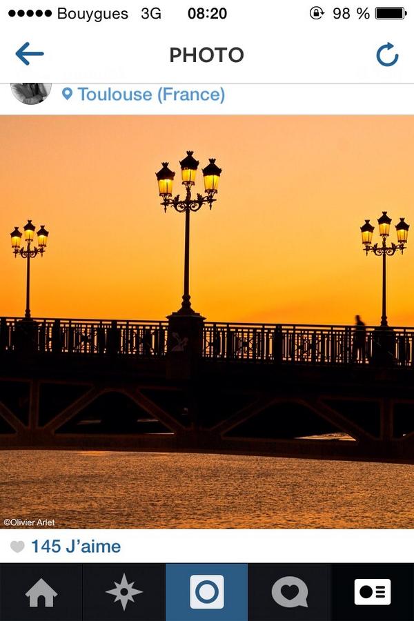 OlivMcar's tweet photo. Sunset in Toulouse : Pont St-Pierre #VisitezToulouse #toulouse #lovetoulouse #pontStPierre #sunset http://t.co/89oZyRRJDA