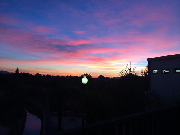 mgg_91's tweet photo. Buenoooos días!! 😊 comienza otro día más en #Ucam http://t.co/vl5LVH5Rbc